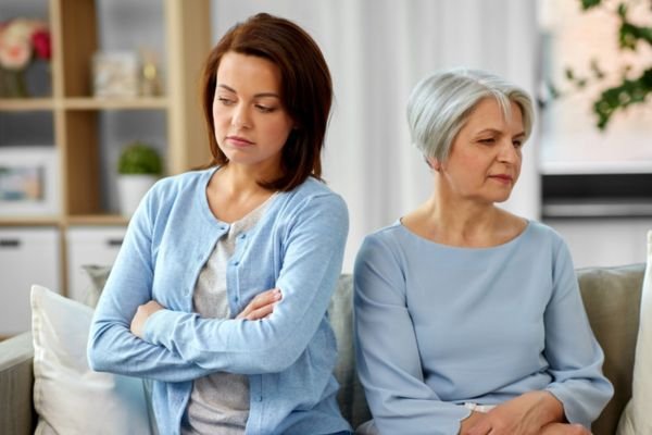 How to Deal with a Toxic Daughter-in-Law?
