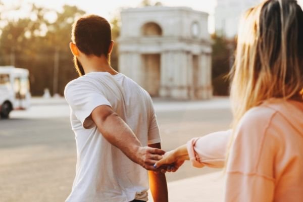Time to Leave a Relationship